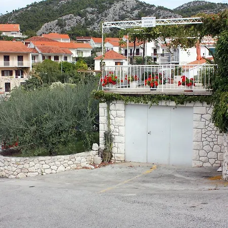 Apartment Hvar 141b Hvar Town