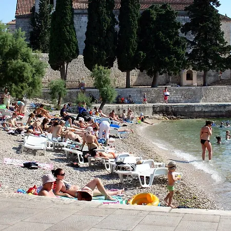 Hvar 141b